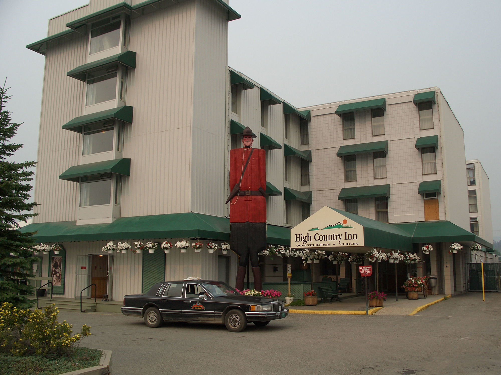 Coast High Country Inn Moraitika Exterior foto